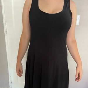 Last Tango- sleeveless Black midi dress